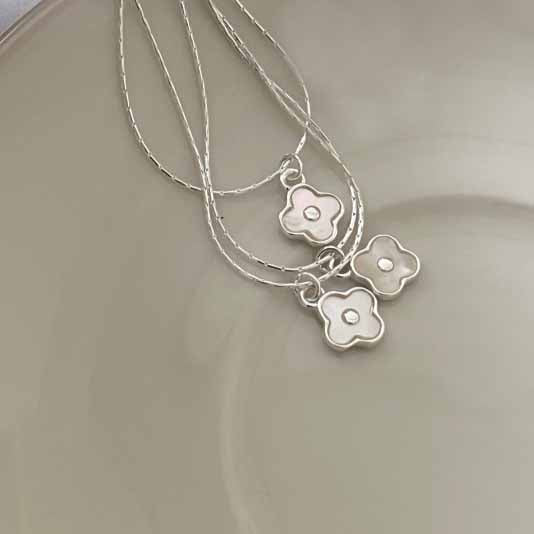 "Kleeliria" - Glücks-Anhänger Halskette in 925er Sterling Silber