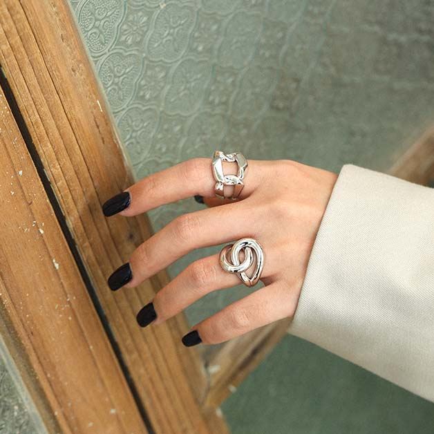 "Aldevyn" - Verstellbarer Ring aus 925er Sterlingsilber mit einzigartigem Linienkreuz-Design