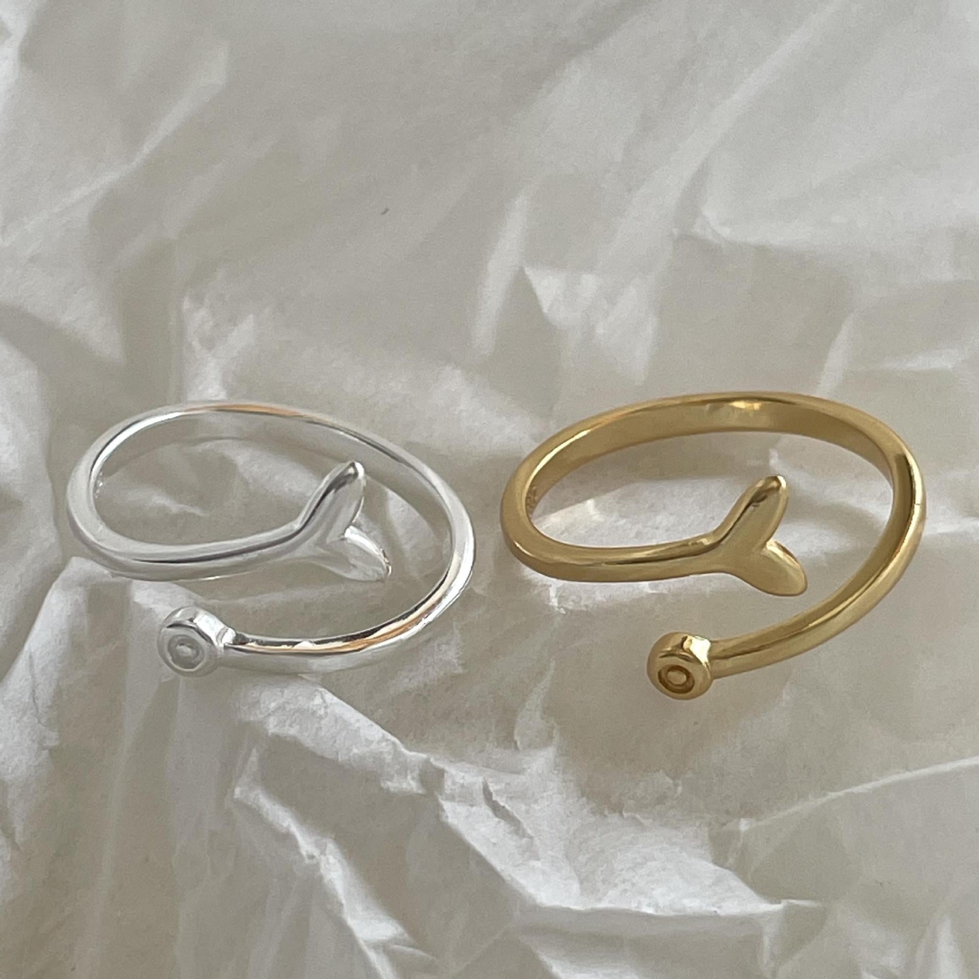 "Norvas" - Schlichter Damen-Ring aus 925er Sterlingsilber im Fischschwanz-Design