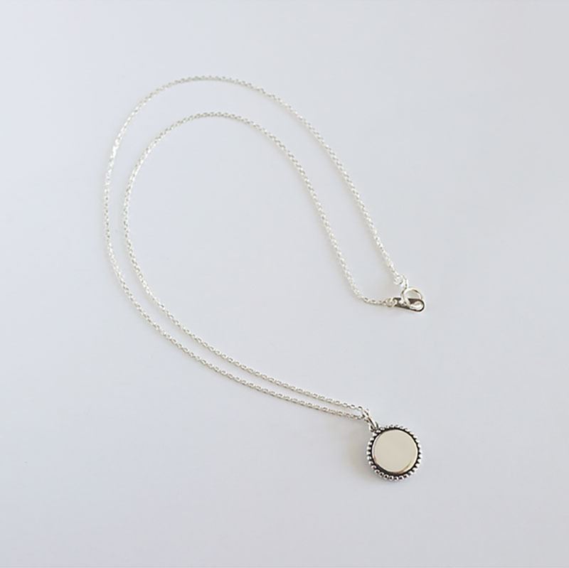 "Xeria" - Stilvolle Damenkette – Runde, Herz-, Quadrat- & Kreuz-Anhänger aus 925 Sterling Silber