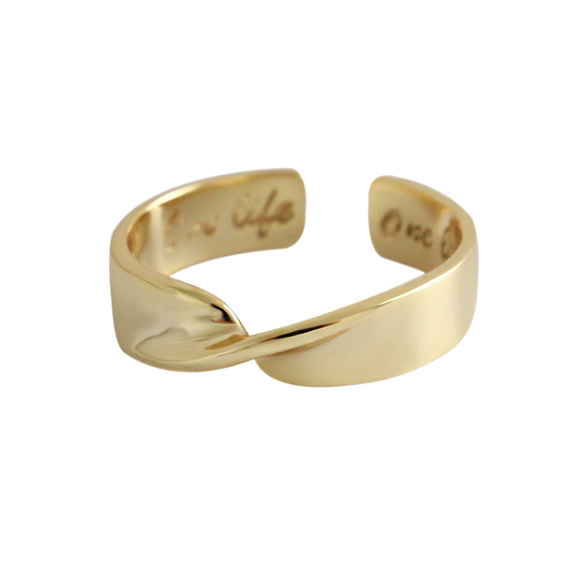 "Kyravelle" - Modisch, gedrehter Kreuz-Ring aus 925er Sterlingsilber, verstellbar