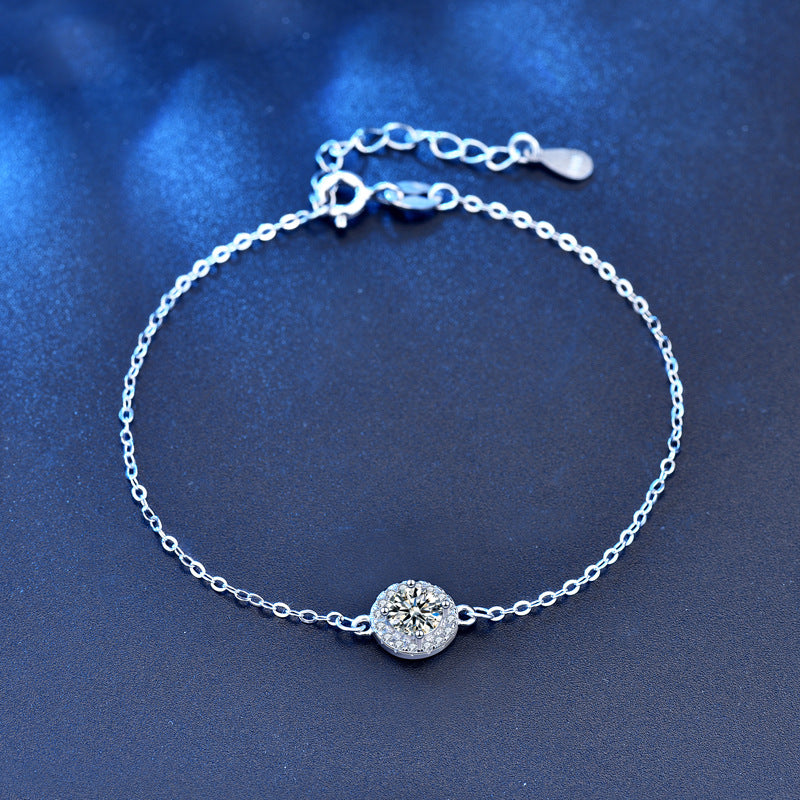 "Celestira" – Armband mit rundem Moissanit-Zirkonia und Blumen-Detail aus 925er Sterlingsilber
