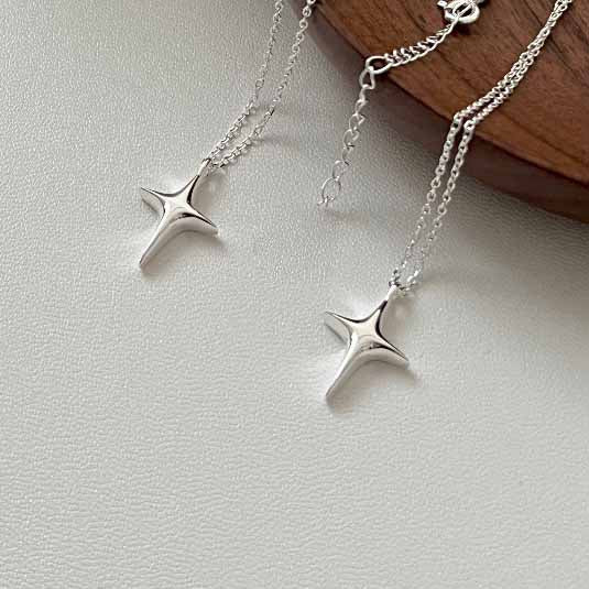 "Zporia" - 925er Halskette mit glänzendem Sternanhänger – schlicht & zeitlos