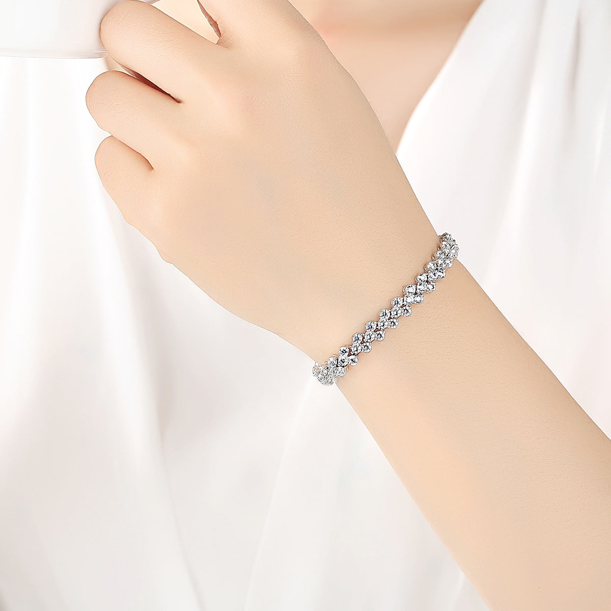 "Samira" - Elegantes Armband aus 925er Sterlingsilber mit Zirkonia