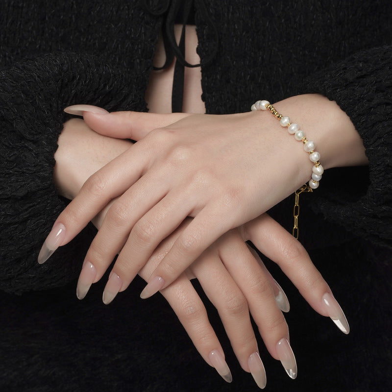 „Raloria“ – Barockes Armband mit natürlichen Perlen aus 925er Sterlingsilber