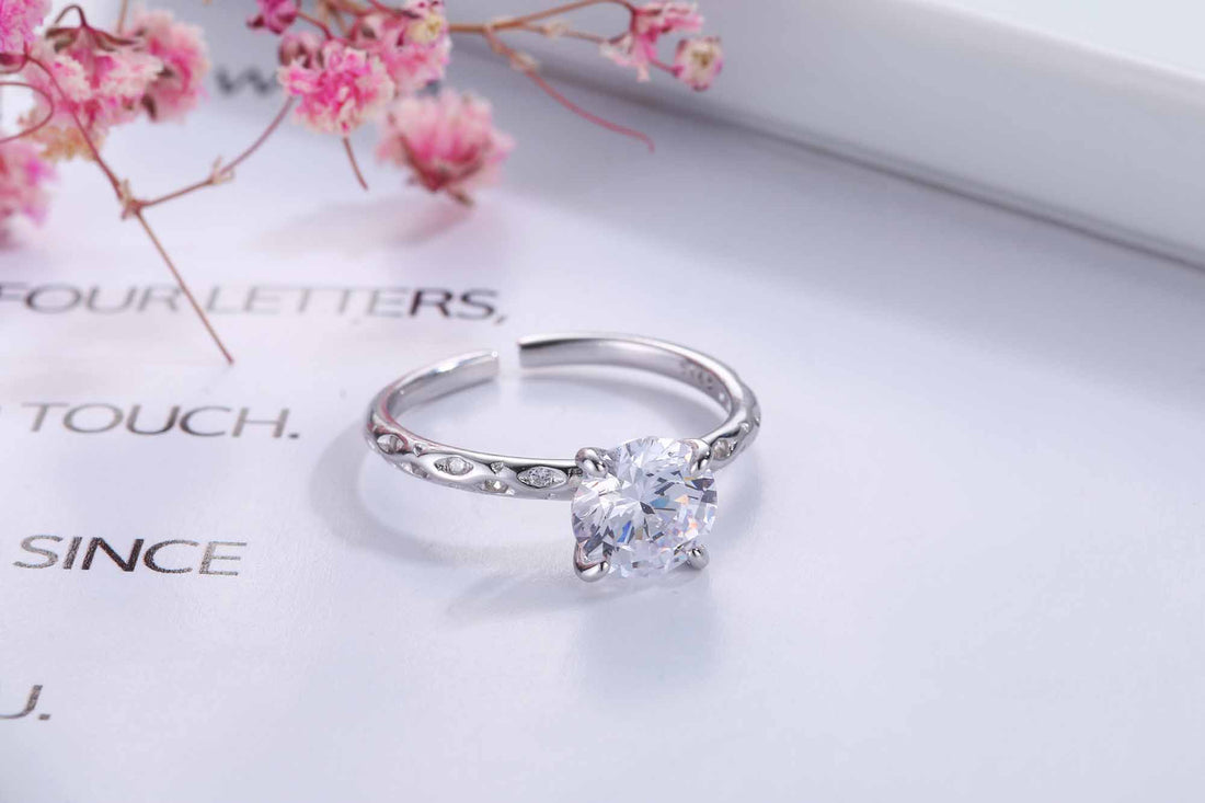 "Alysira" – Runder Zirkonia-Statement-Ring, verstellbar aus 925er Sterlingsilber