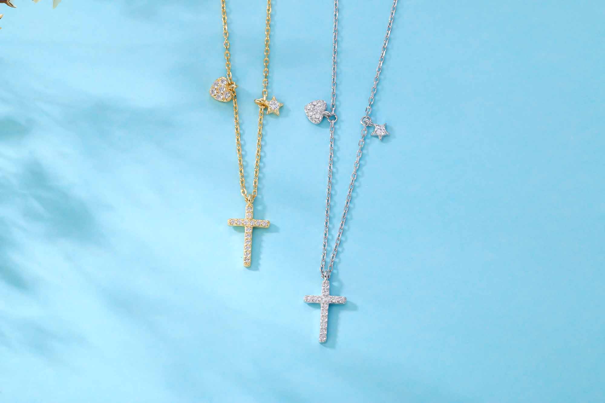 "Trivorya" - Elegante Halskette mit Kreuz, Herz und Stern aus 925er Sterlingsilber mit Zirkonia