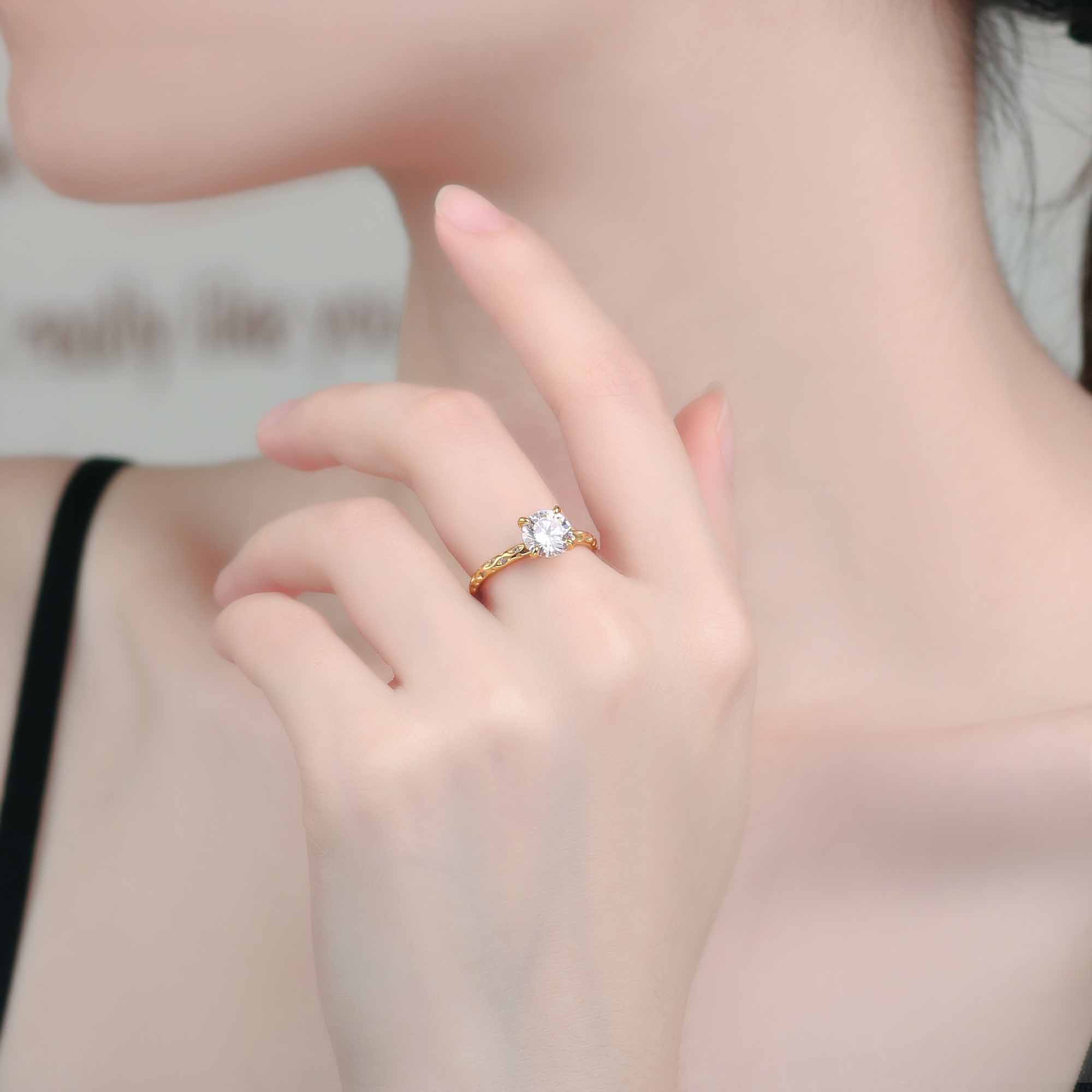"Alysira" – Runder Zirkonia-Statement-Ring, verstellbar aus 925er Sterlingsilber