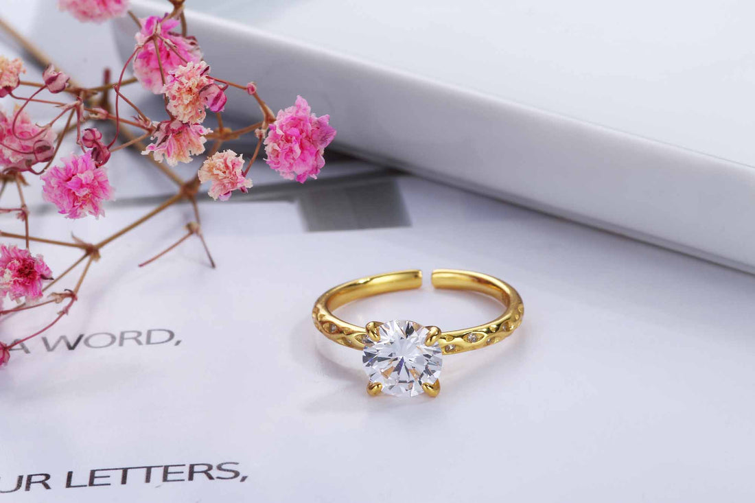 "Alysira" – Runder Zirkonia-Statement-Ring, verstellbar aus 925er Sterlingsilber