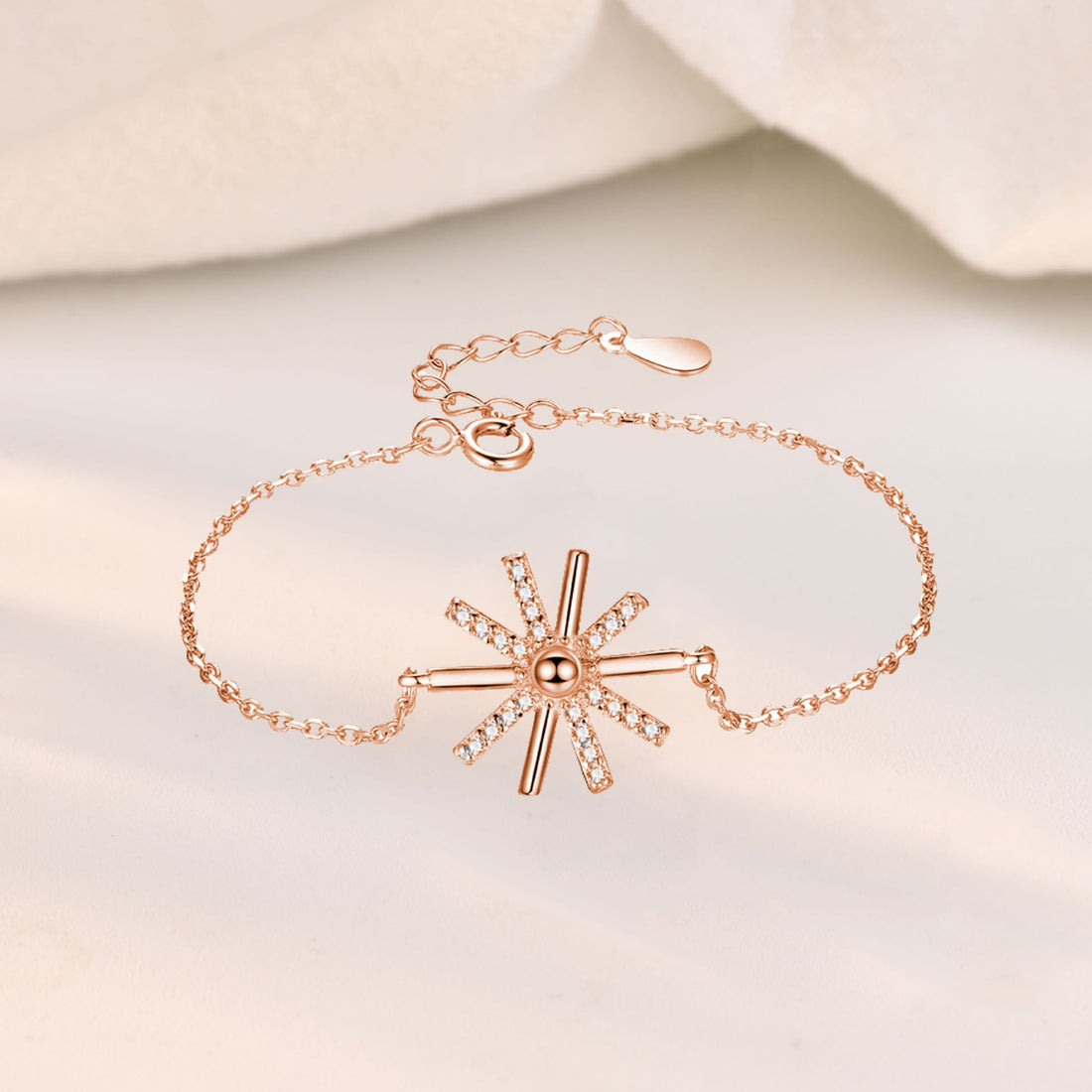 "Slavira" - Armband mit Schneeflocken-Anhänger aus 925er Sterlingsilber