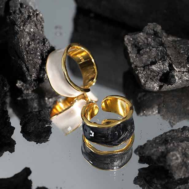 "Karyah" - Breiter Ring aus 925er Sterlingsilber (verstellbar)