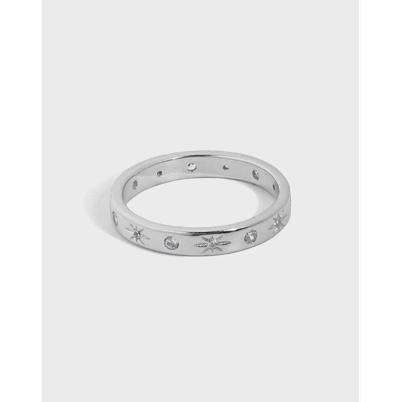 "Odlora" - Ring mit funkelnden Zirkonia-Sternen aus 925er Sterlingsilber