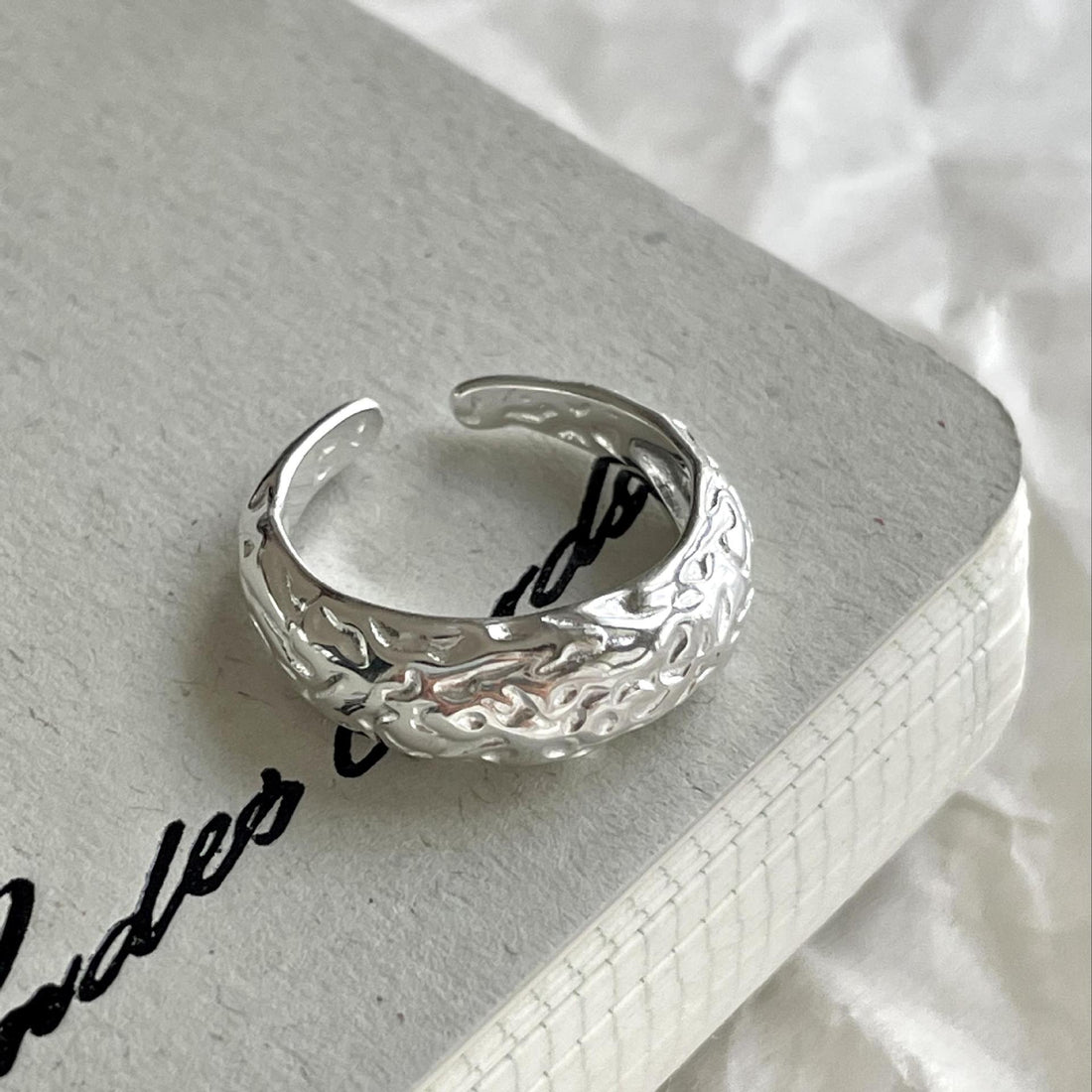 "Celiloria" - Verstellbarer Damen-Ring mit klassischem Muster aus 925er Sterlingsilber